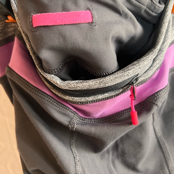 Lululemon Run Inspire Crop II - Picture 5 of 5